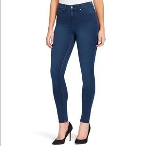 Gloria Vanderbilt Curvy All Around Slimming Effect Skinny jeans